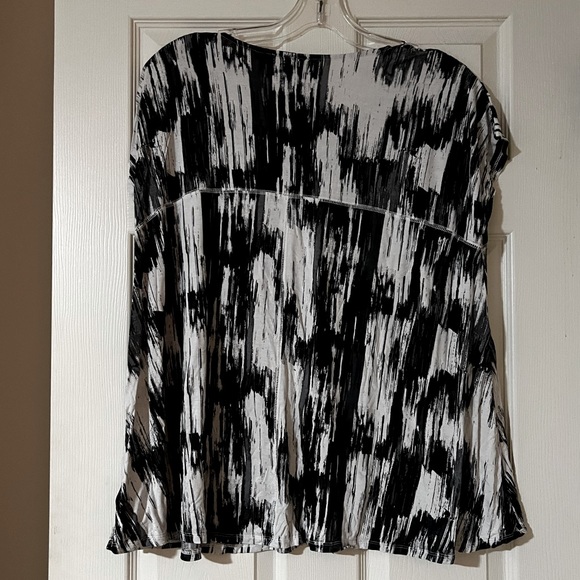 Willi Smith Tee - Size 2X - Picture 3 of 3